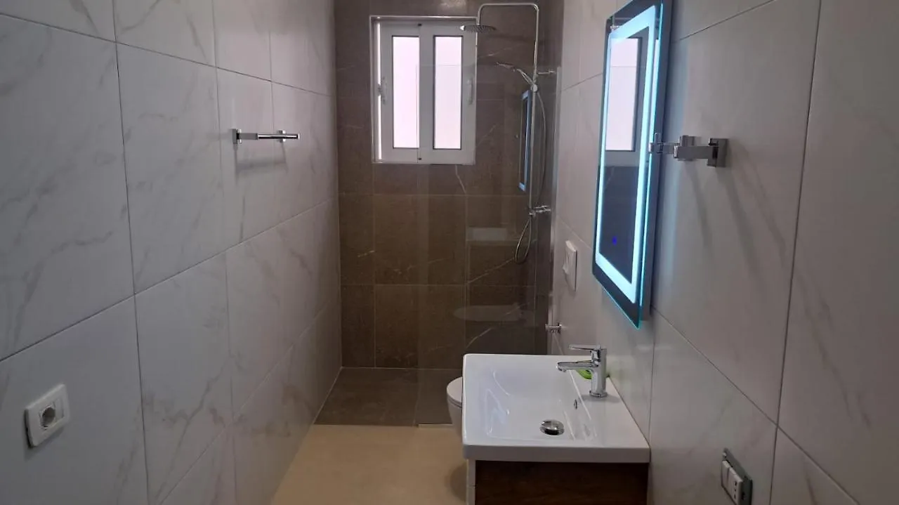 Cava Apartments Sarandë