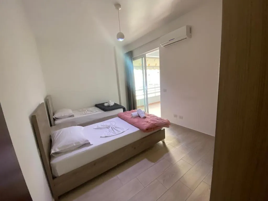 Cava Apartments Sarandë 0*,  Albania