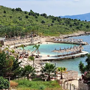  Appartamento Rraku